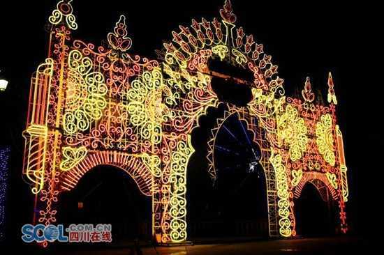 “巴洛克奇幻灯光节”也在新津重归亚特兰蒂斯主题公园举办（图）